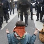 Marica Di Pierri: A Parigi lo stato d'emergenza silenzia la protesta climatica
