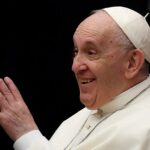 Maria Pace Nemola: La misericordia, il perdono: Papa Francesco, Papa Benedetto XVI e ... la tigre